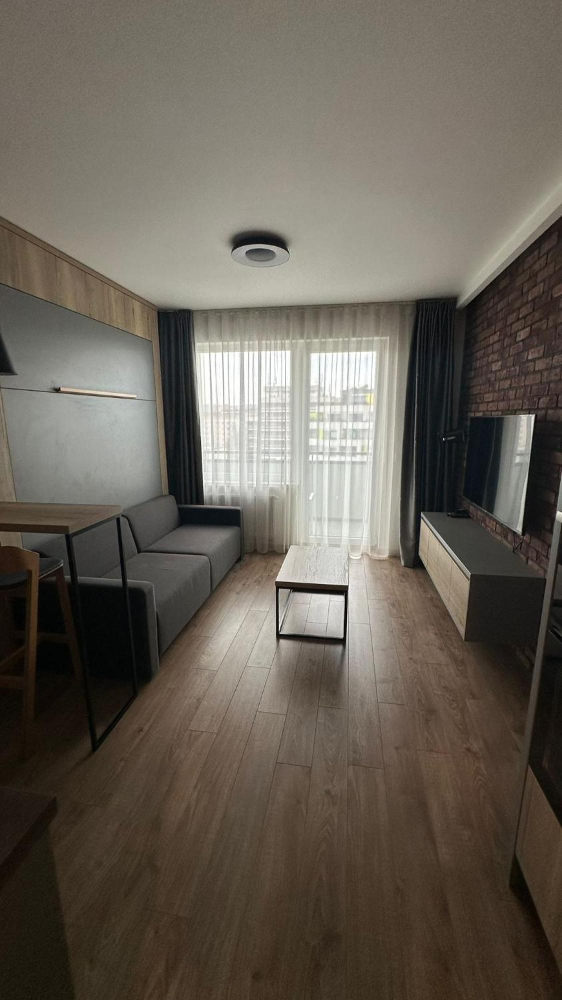 Ah Radnica V Free Parking Apartament *